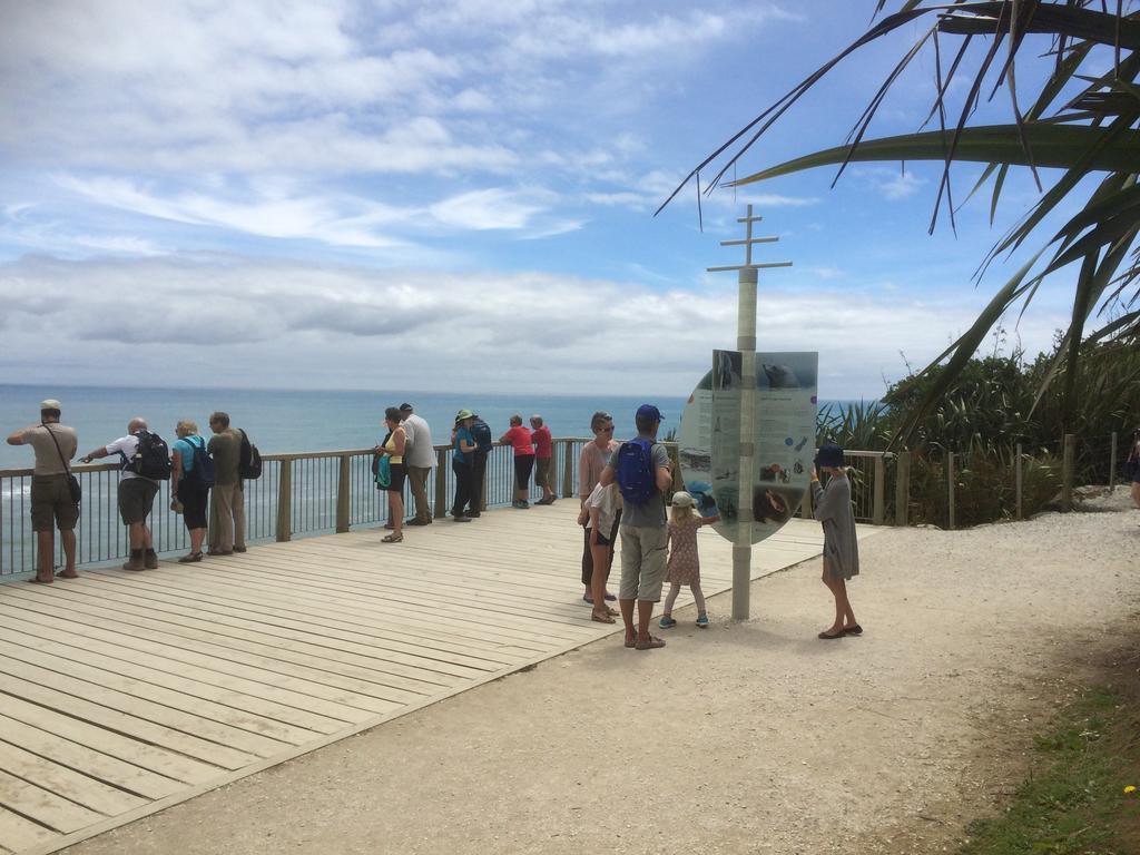 Carters By The Sea Motel Carters Beach ภายนอก รูปภาพ